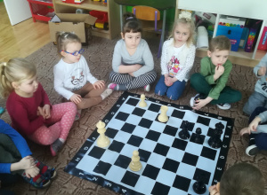 Zajęcia szachowe - poznajemy SZACHA